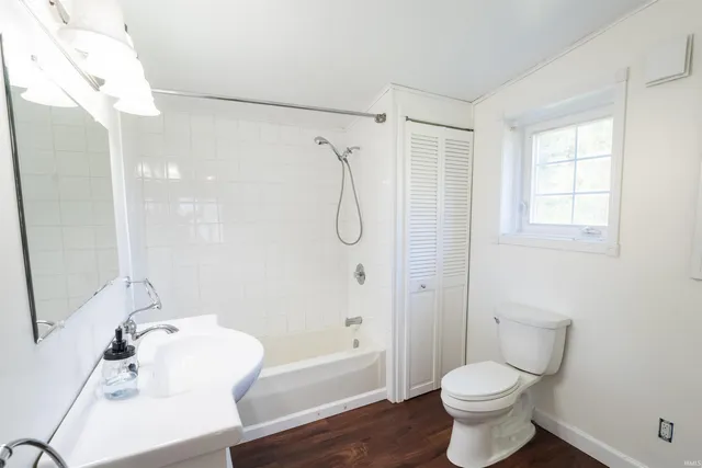 $350,000 | 1770 West 570 North, Howe, IN 46746