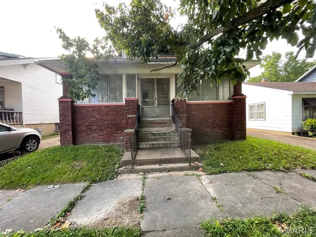 $32,640 | 113 South Hickory Street, Centralia, IL 62801