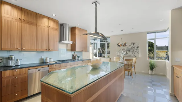 $4,100,000 | 150 Juniper Avenue, Carlsbad, CA 92008