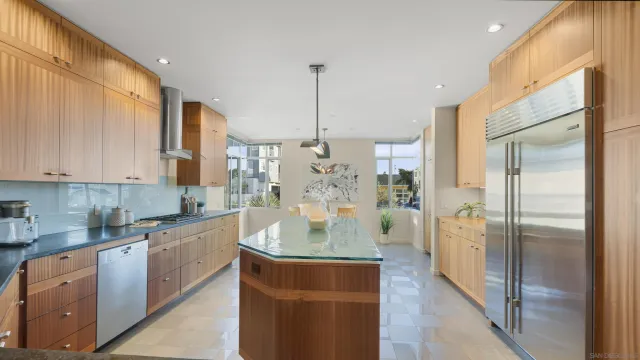 $4,100,000 | 150 Juniper Avenue, Carlsbad, CA 92008