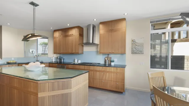 $4,100,000 | 150 Juniper Avenue, Carlsbad, CA 92008