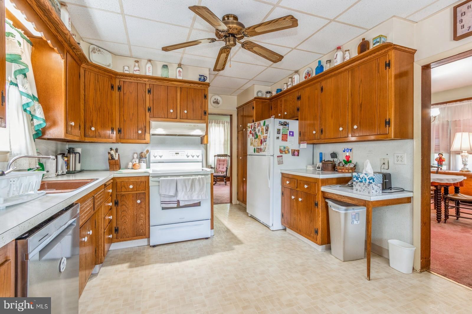 16 Lexington Avenue Pitman, NJ 08071 - Photo 8 of 25 Gallery Image 8