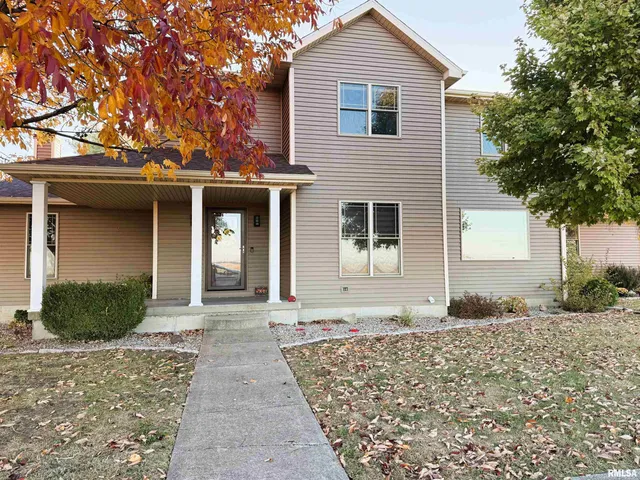 $365,000 | 537 Richmond Drive, Chatham, IL 62629