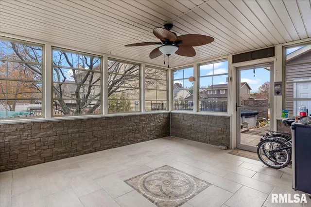 $365,000 | 537 Richmond Drive, Chatham, IL 62629