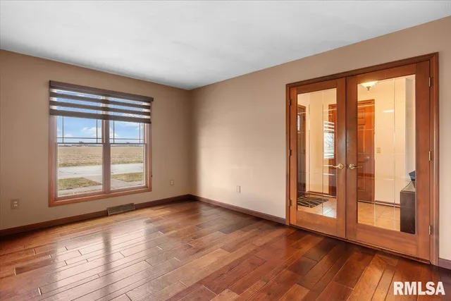 $365,000 | 537 Richmond Drive, Chatham, IL 62629