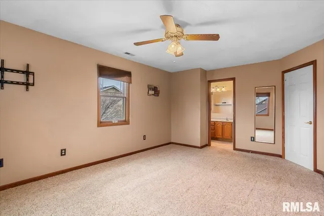 $365,000 | 537 Richmond Drive, Chatham, IL 62629