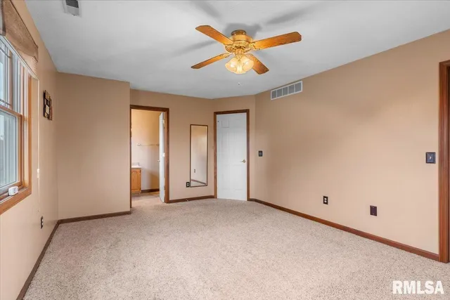 $365,000 | 537 Richmond Drive, Chatham, IL 62629