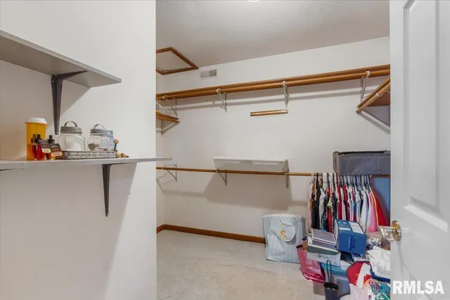 $365,000 | 537 Richmond Drive, Chatham, IL 62629