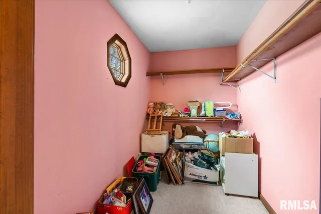 $365,000 | 537 Richmond Drive, Chatham, IL 62629