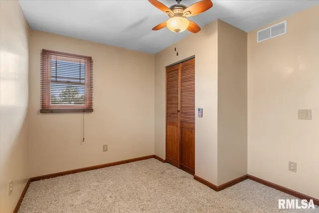 $365,000 | 537 Richmond Drive, Chatham, IL 62629