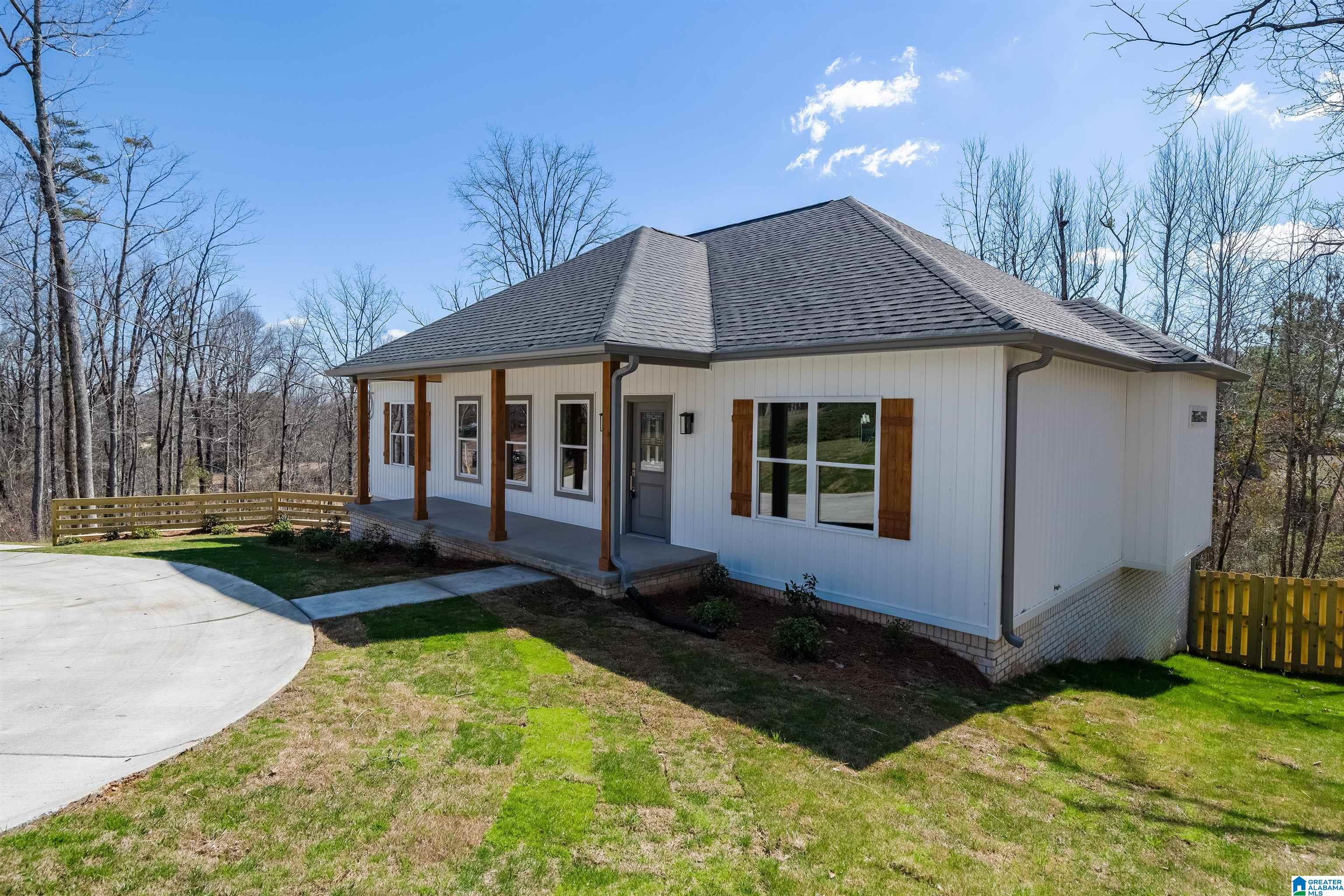 3526 Smith Sims Road Trussville, AL 35173 - Photo 2 of 47