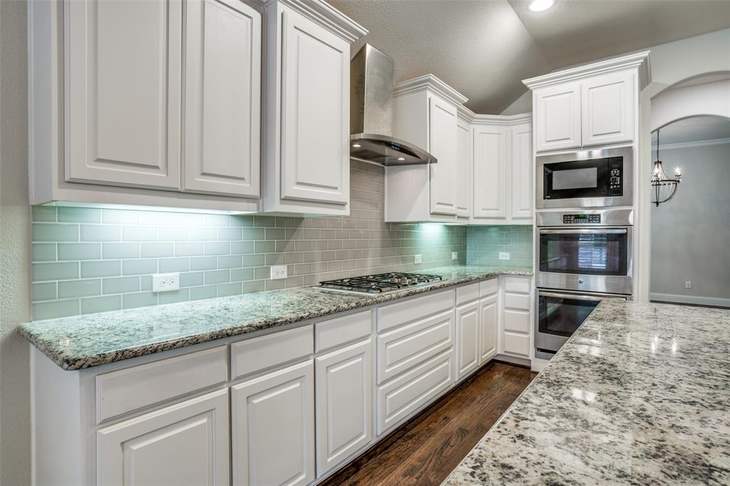 2348 Mare Road Carrollton, TX 75010 - Photo 7 of 21