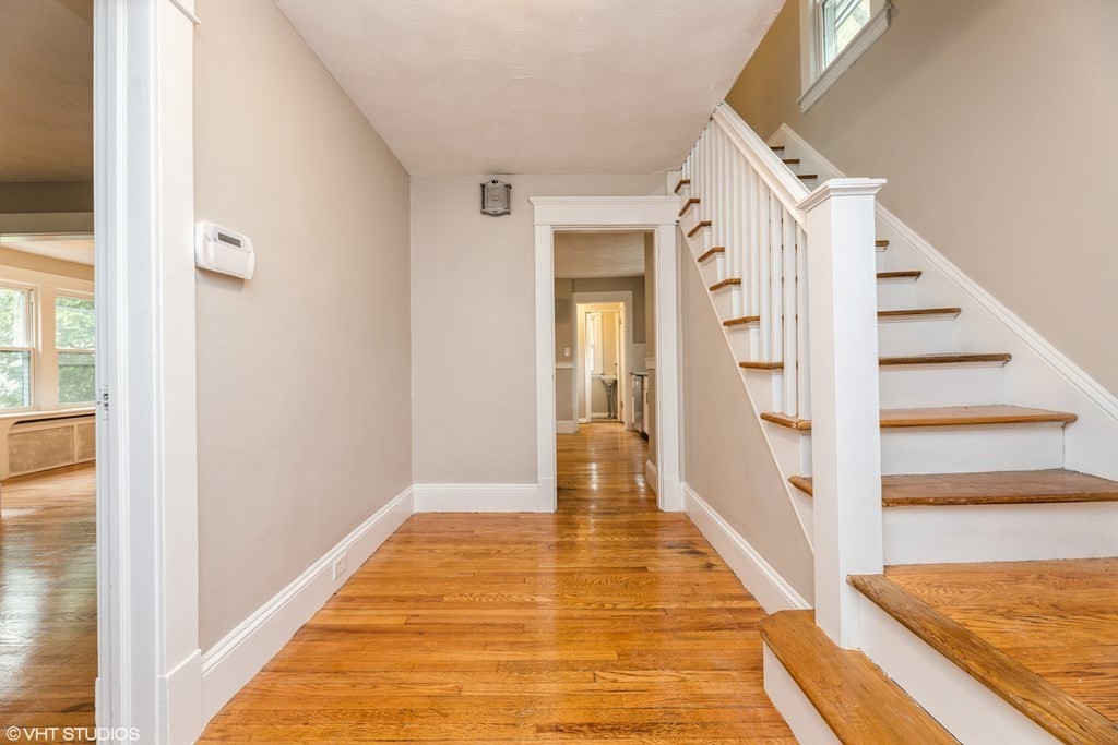 45 Powell Avenue Springfield, MA 01118 - Photo 4 of 14