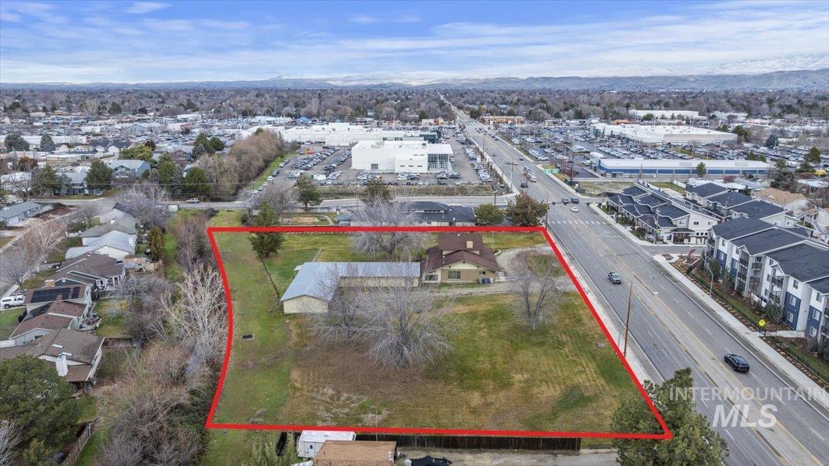 1155 North Maple Grove Road Boise, ID 83704 - Photo 3 of 14