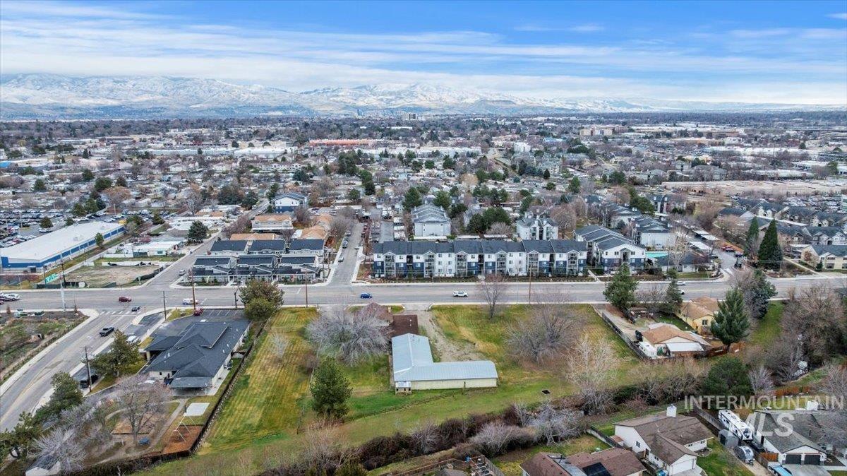 1155 North Maple Grove Road Boise, ID 83704 - Photo 6 of 14