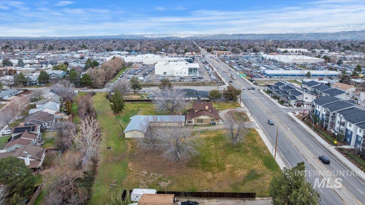 1155 North Maple Grove Road Boise, ID 83704 - Photo 10 of 14