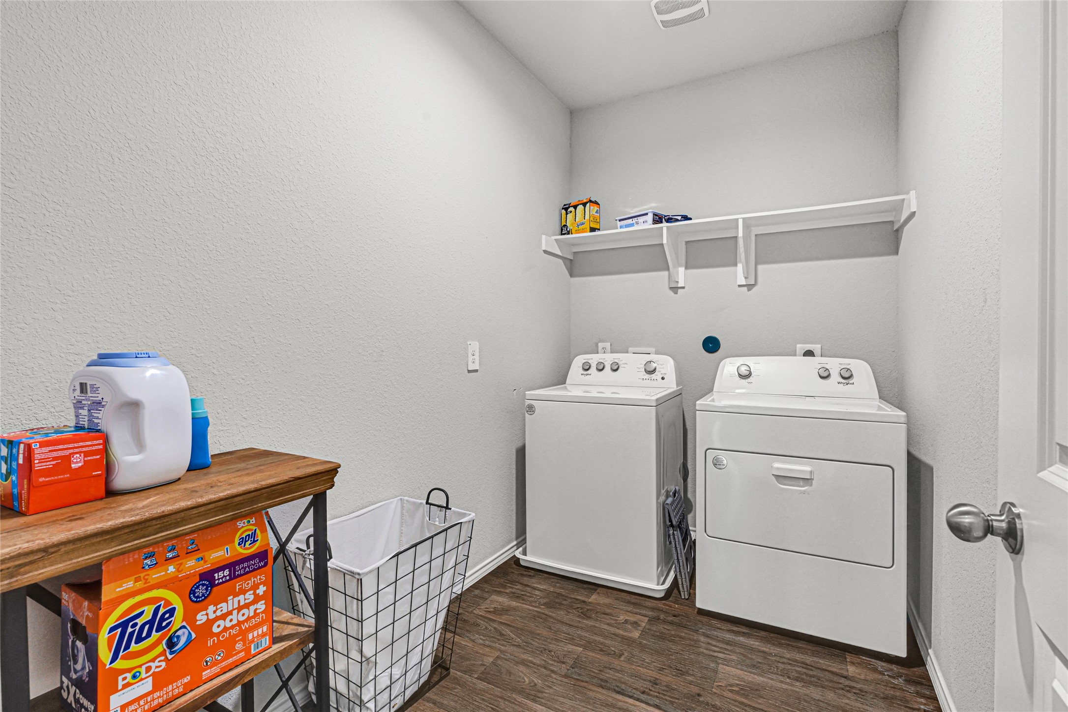 22707 Yarmony Vista Trail Spring, TX 77373 - Photo 12 of 26 a utility room with dryer and washer