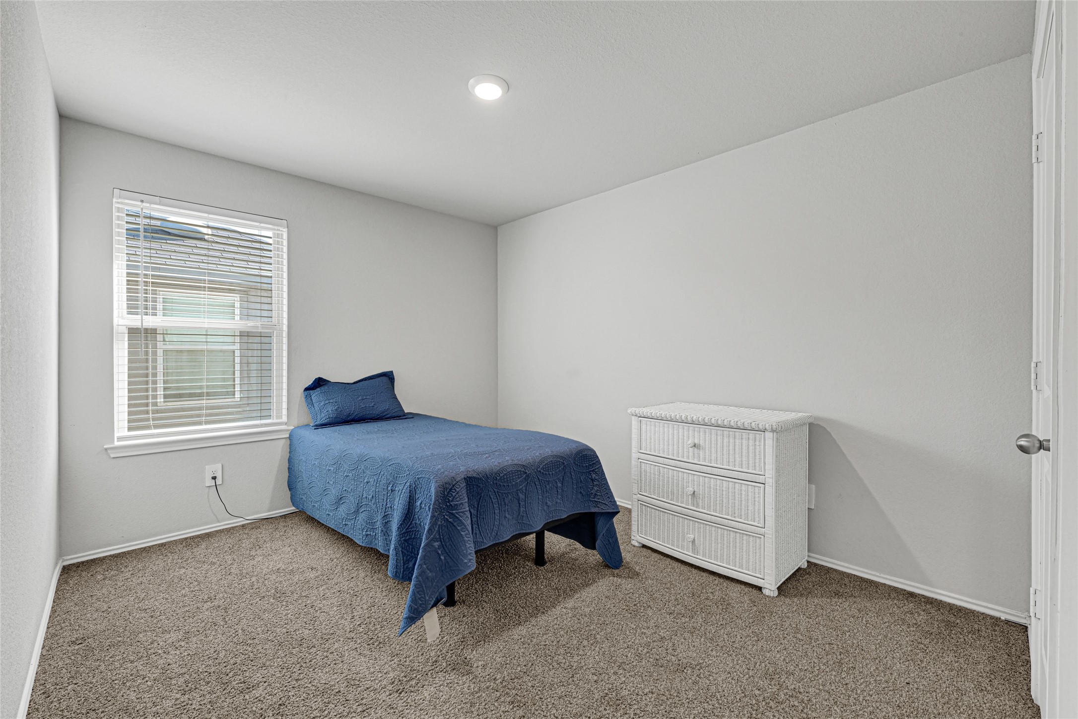 22707 Yarmony Vista Trail Spring, TX 77373 - Photo 25 of 26 a living room with furniture and a window