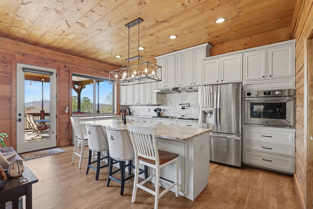 899 Ridge Pointe Way Blairsville, GA 30512 - Photo 3 of 100