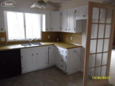 2554 South Morrice Road Owosso, MI 48867 - Photo 10 of 14 20185428-9.JPG