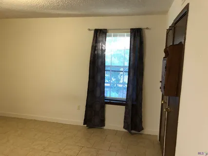 $70,000 | 3030 Congress Boulevard, Unit 52, Baton Rouge, LA 70808