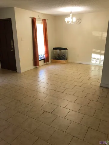 $70,000 | 3030 Congress Boulevard, Unit 52, Baton Rouge, LA 70808