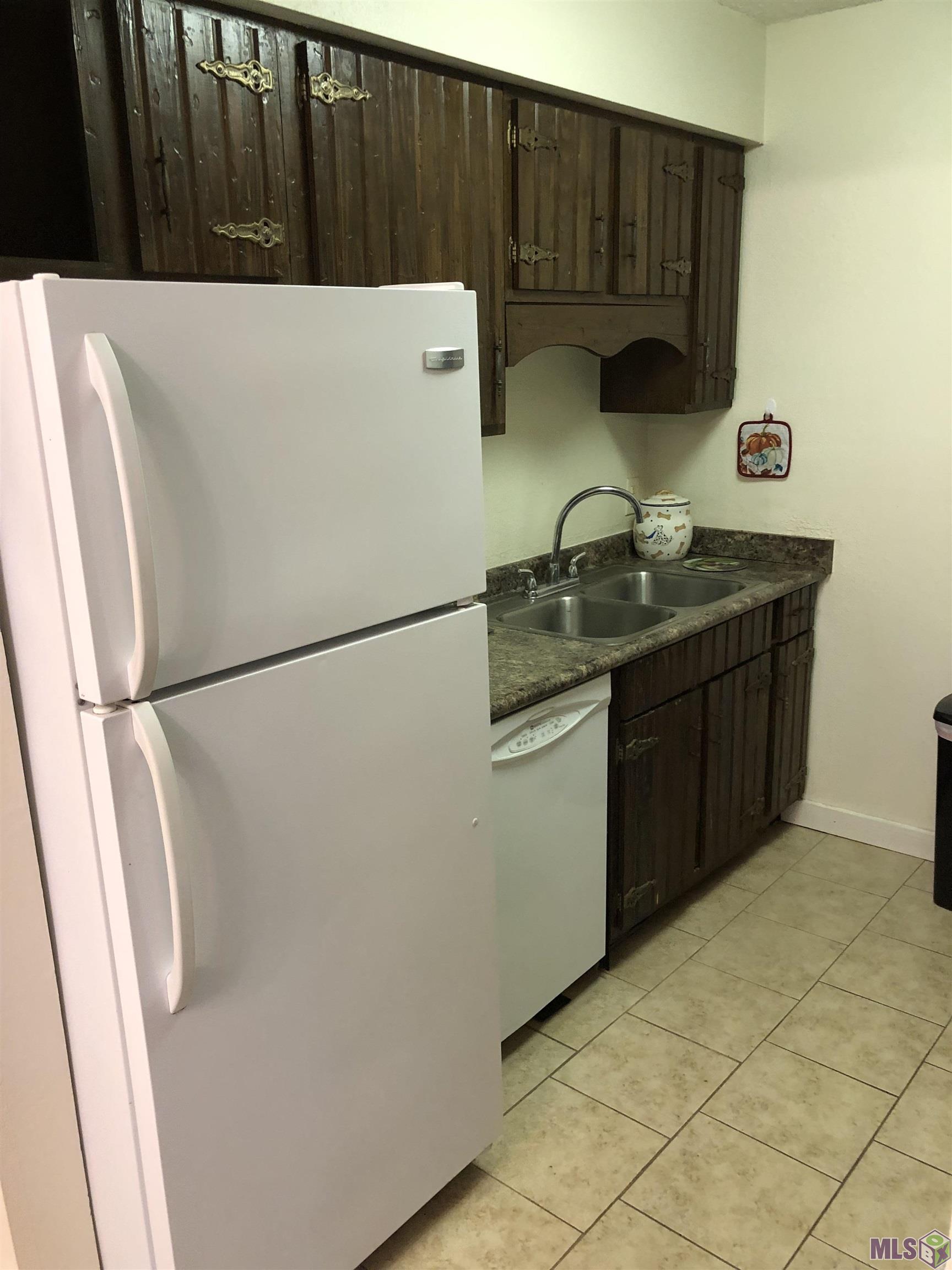 3030 Congress Boulevard, Unit 52 Baton Rouge, LA 70808 - Photo 8 of 29