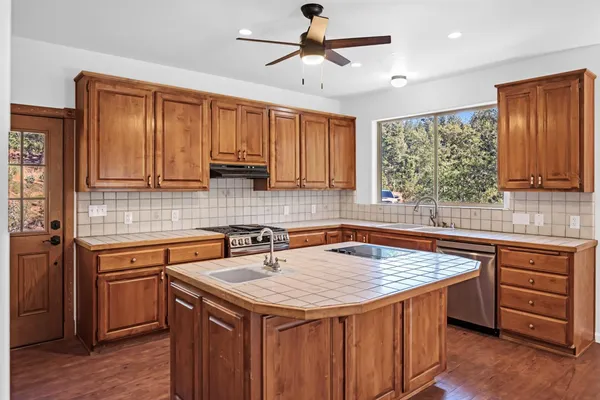 $549,000 | 2160 Nelson Road, Camino, CA 95709