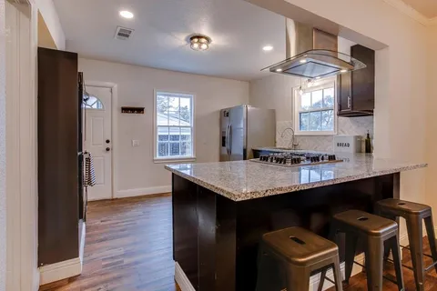 $398,000 | 326 Vermont Avenue, Dallas, TX 75216