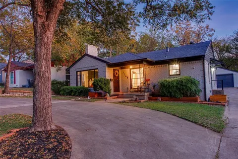 $398,000 | 326 Vermont Avenue, Dallas, TX 75216