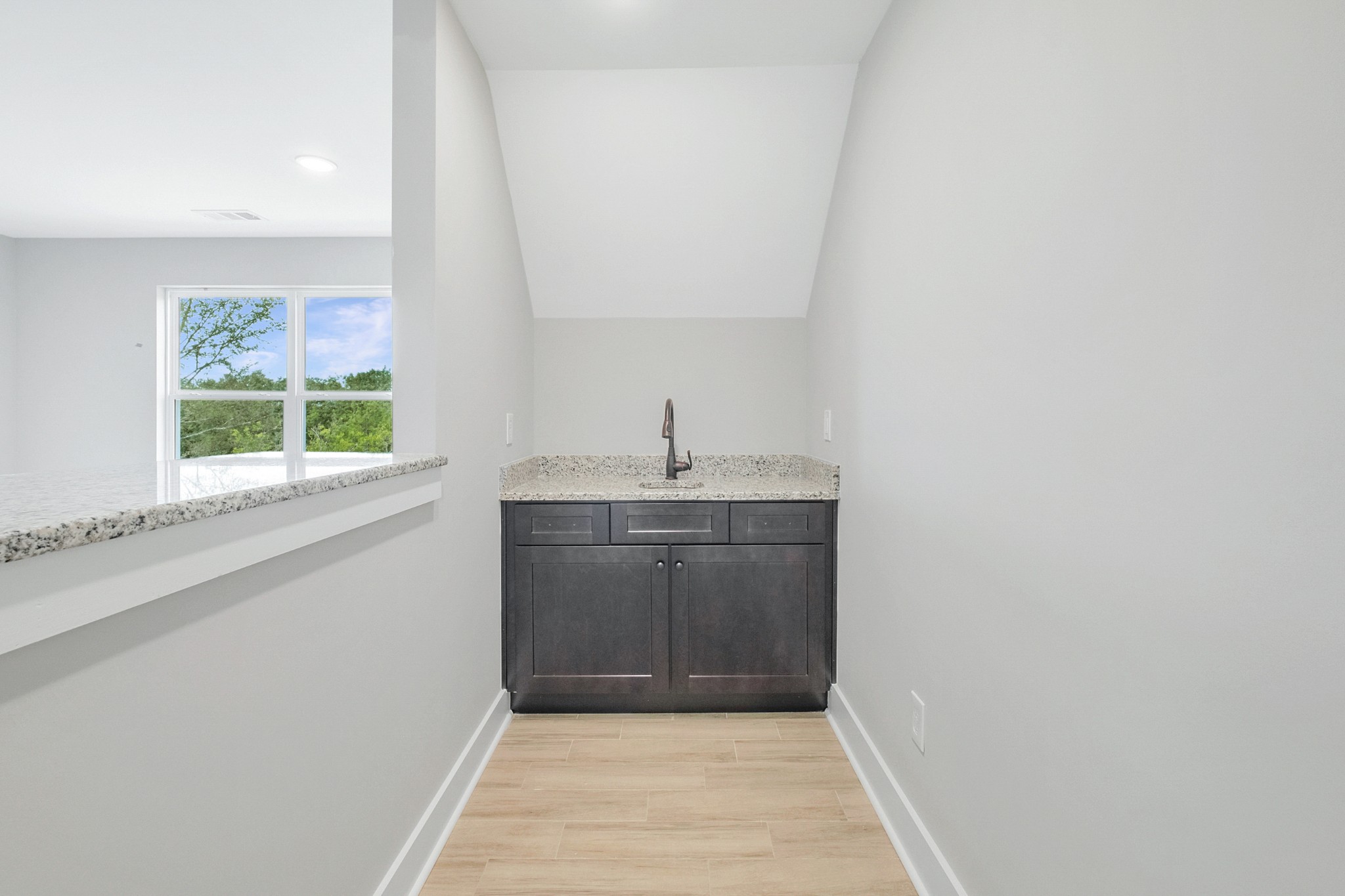 1227 Maple Hill Road Lebanon, TN 37087 - Photo 39 of 43 a hallway with sink and window