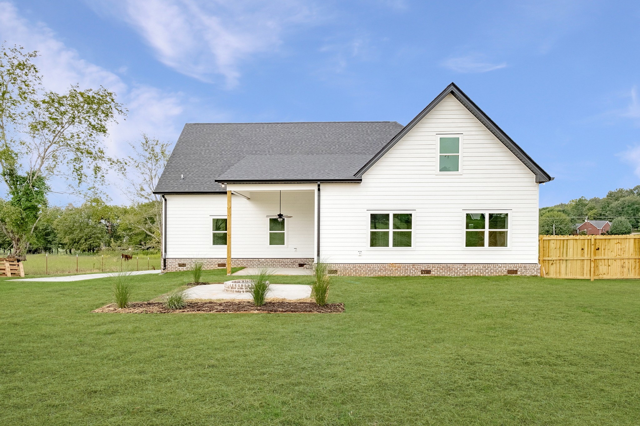 1227 Maple Hill Road Lebanon, TN 37087 - Photo 5 of 43 a front view of house with yard and green space