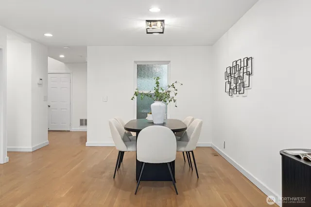 $1,150,000 | 7250 Old Redmond Road, Unit A103, Redmond, WA 98052