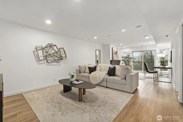 $1,150,000 | 7250 Old Redmond Road, Unit A103, Redmond, WA 98052