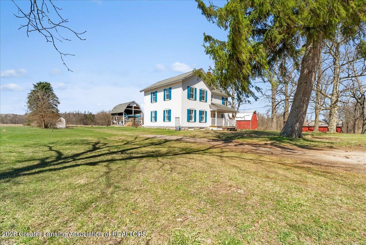 8410 Beardslee Road Owosso, MI 48867 - Photo 3 of 68 07-Media Jett - 41
