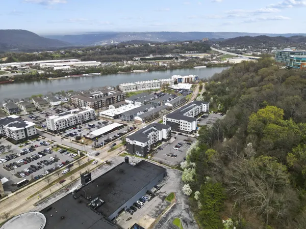 $335,000 | 804 Riverfront Parkway, Unit 302, Chattanooga, TN 37402