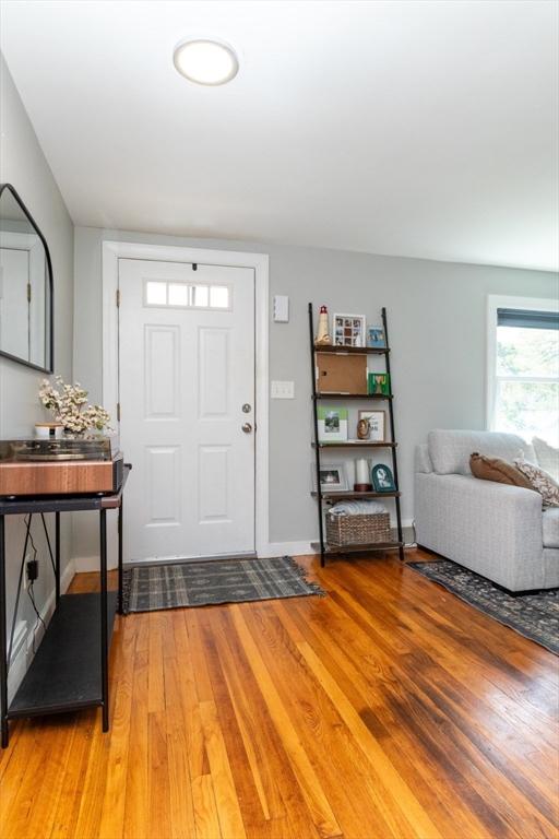 9 Sunset Avenue Holbrook, MA 02343 - Photo 8 of 40