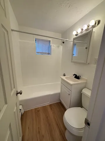 $2,000 | 707 Bedford Street, Unit 6, Abington, MA 02351