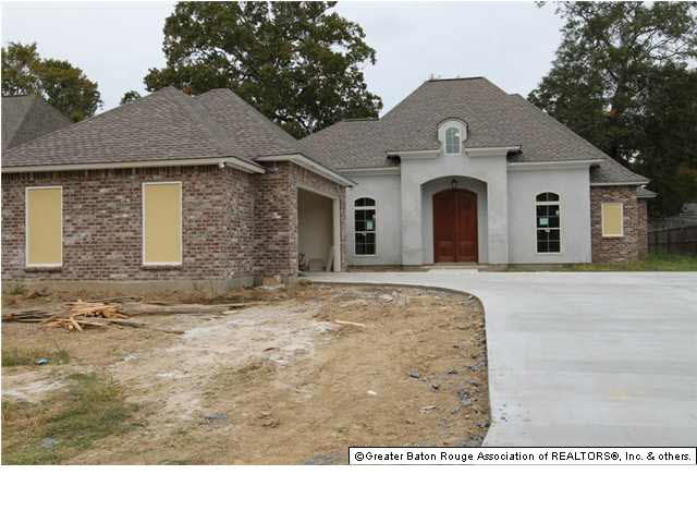 15831 Parkside Court Baton Rouge, LA 70817 - Photo 1 of 7 Gallery Image 1