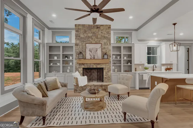 $595,000 | 42 Villa Vista, Unit 5, Jasper, GA 30143