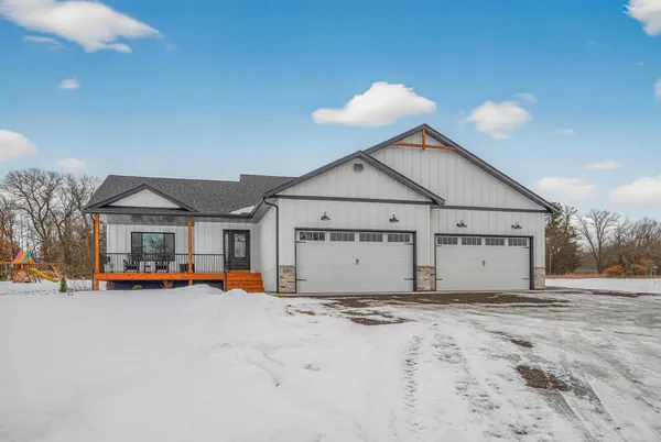 $615,900 | 27835 143rd Street Northwest, Zimmerman, MN 55398