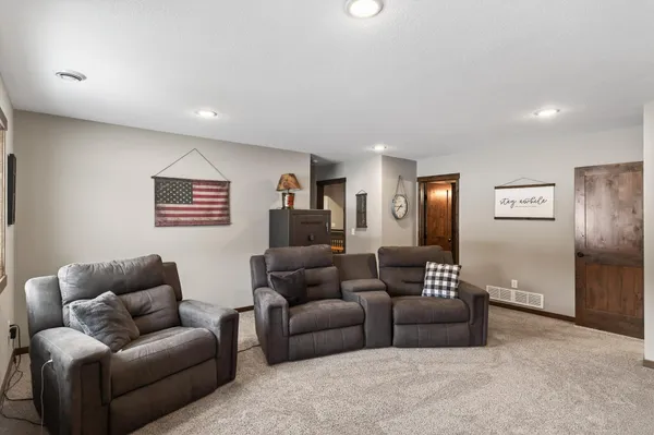 $615,900 | 27835 143rd Street Northwest, Zimmerman, MN 55398