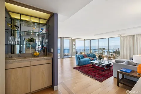 $5,300,000 | 999 Green Street, Unit 2605, San Francisco, CA 94133
