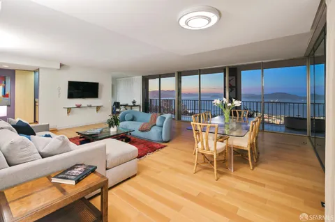 $5,300,000 | 999 Green Street, Unit 2605, San Francisco, CA 94133