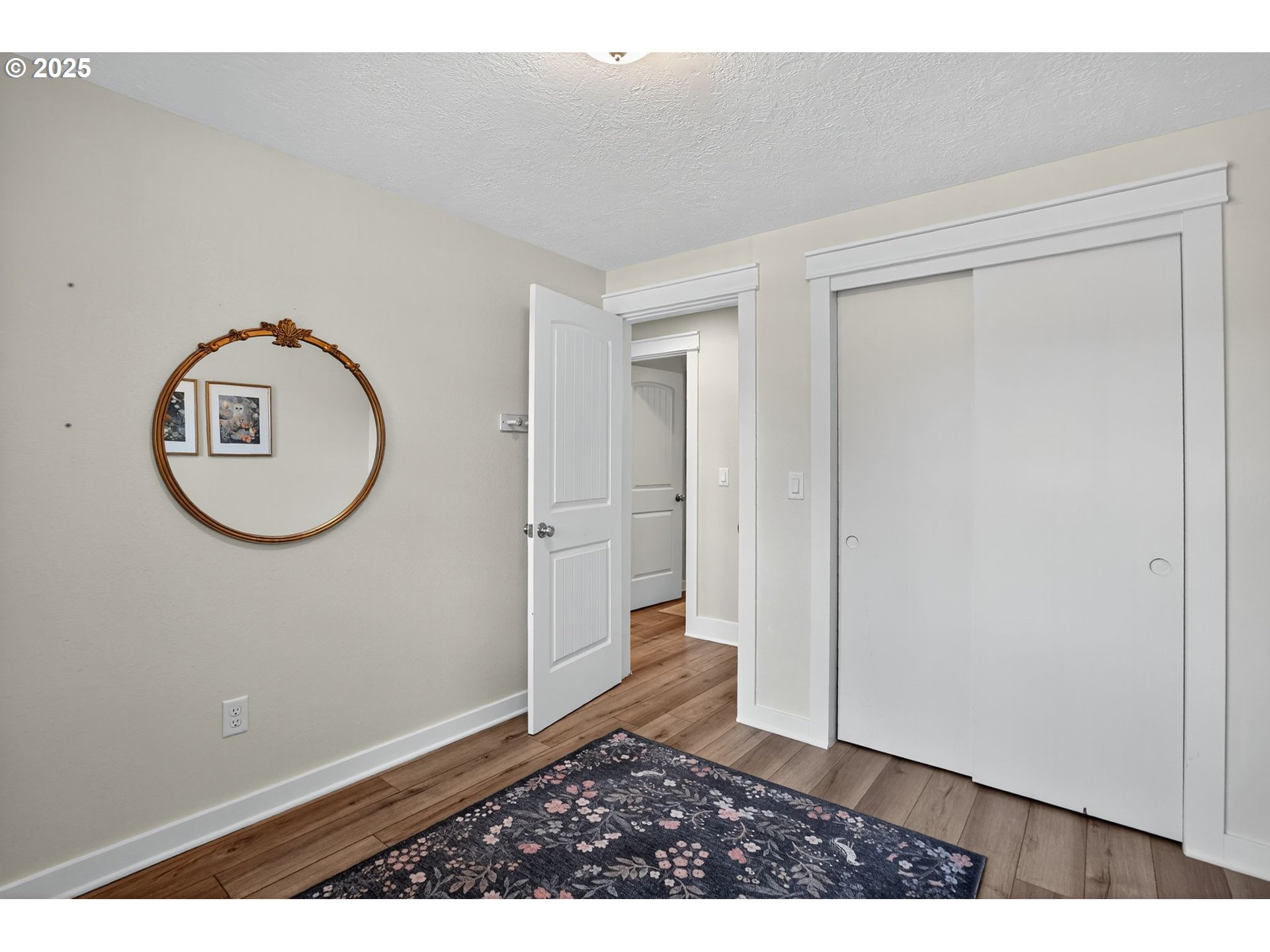 26280 South Beavercreek Road Beavercreek, OR 97004 - Photo 22 of 39 a view of a room with wooden floor