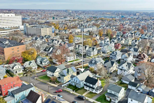 $475,000 | 25 Manhattan Avenue, Bridgeport, CT 06606