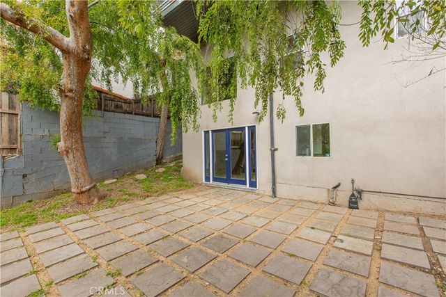 $6,250 | 3836 De Longpre Avenue, Los Angeles, CA 90027