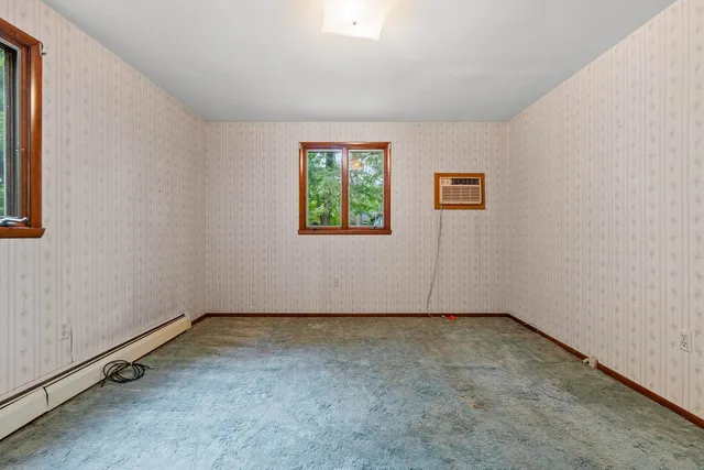 $182,500 | 11771 Laura Lane, Crivitz, WI 54114