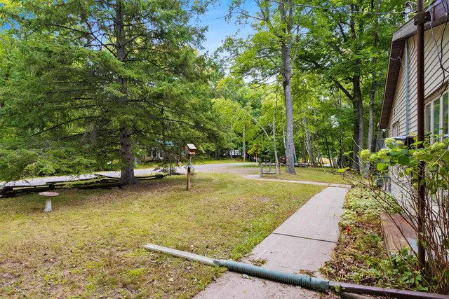 $182,500 | 11771 Laura Lane, Crivitz, WI 54114