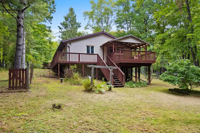 $182,500 | 11771 Laura Lane, Crivitz, WI 54114